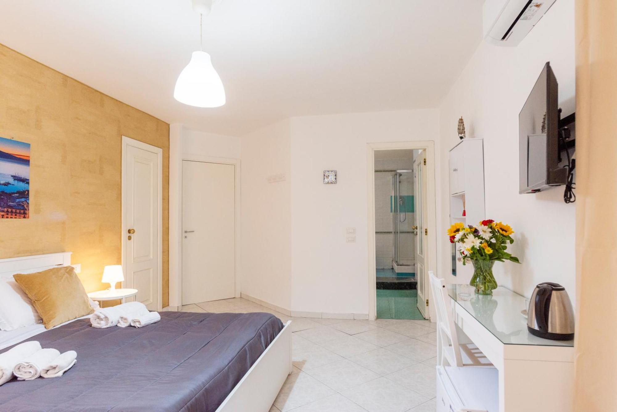 Napoli Centro, Dm Suites Exterior photo